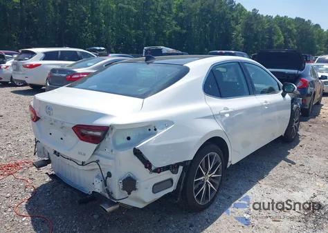 2024 Toyota Camry Xle V6 from USA, damaged, VIN 4T1FZ1AK9RU095424